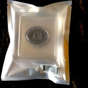 New sealed Mink colored lashes